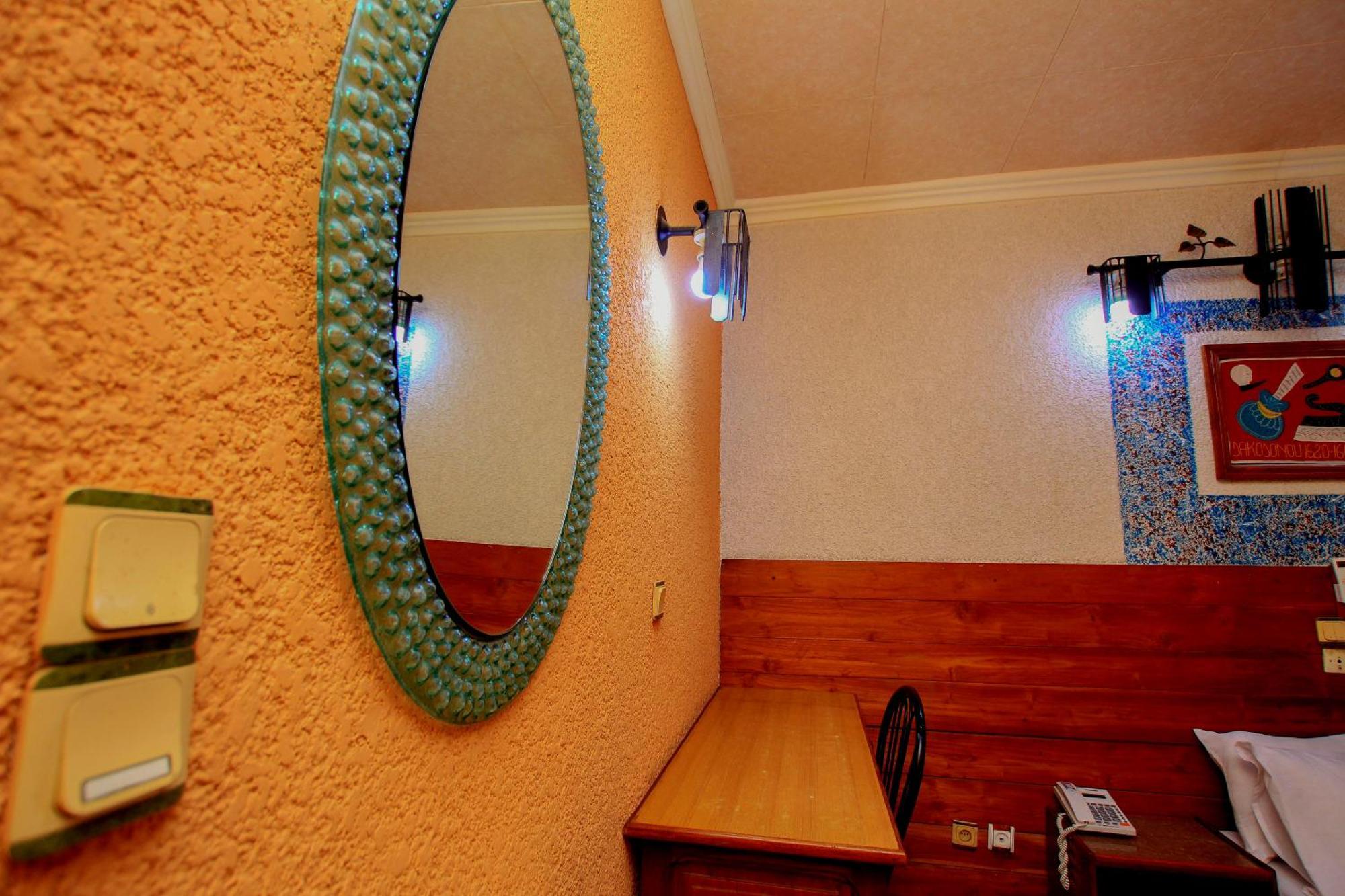 Hotel Le Prince كوتونو المظهر الخارجي الصورة